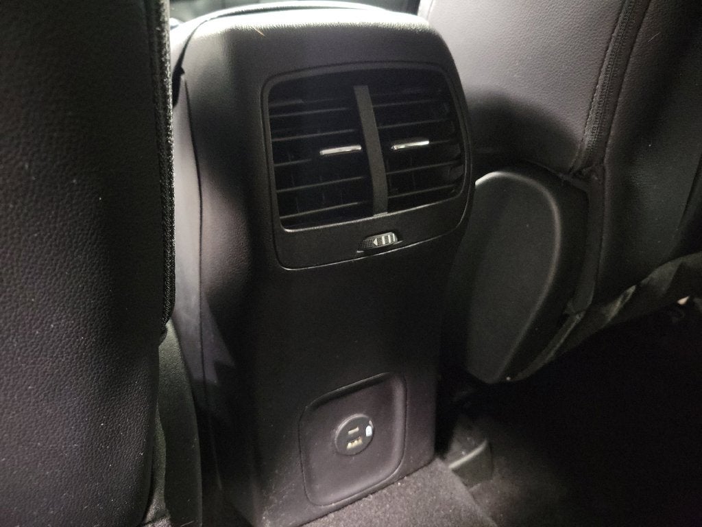 2022 Ford Escape Hybrid Titanium