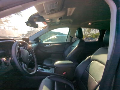2022 Ford Escape Hybrid Titanium