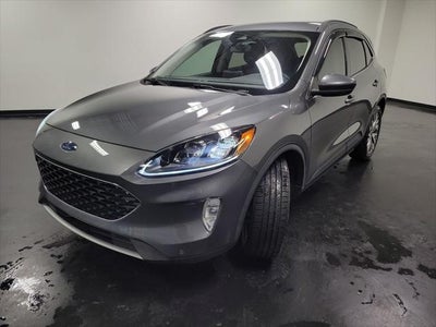2022 Ford Escape Hybrid Titanium