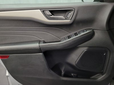 2022 Ford Escape Hybrid SE