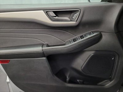 2022 Ford Escape Hybrid SE