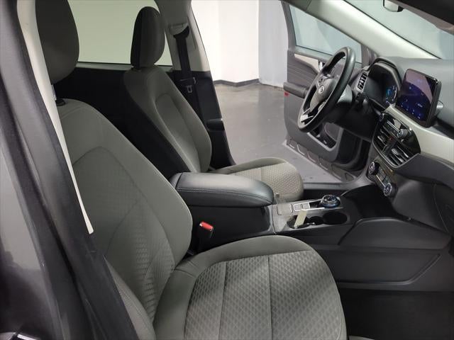 2021 Ford Escape Hybrid SE