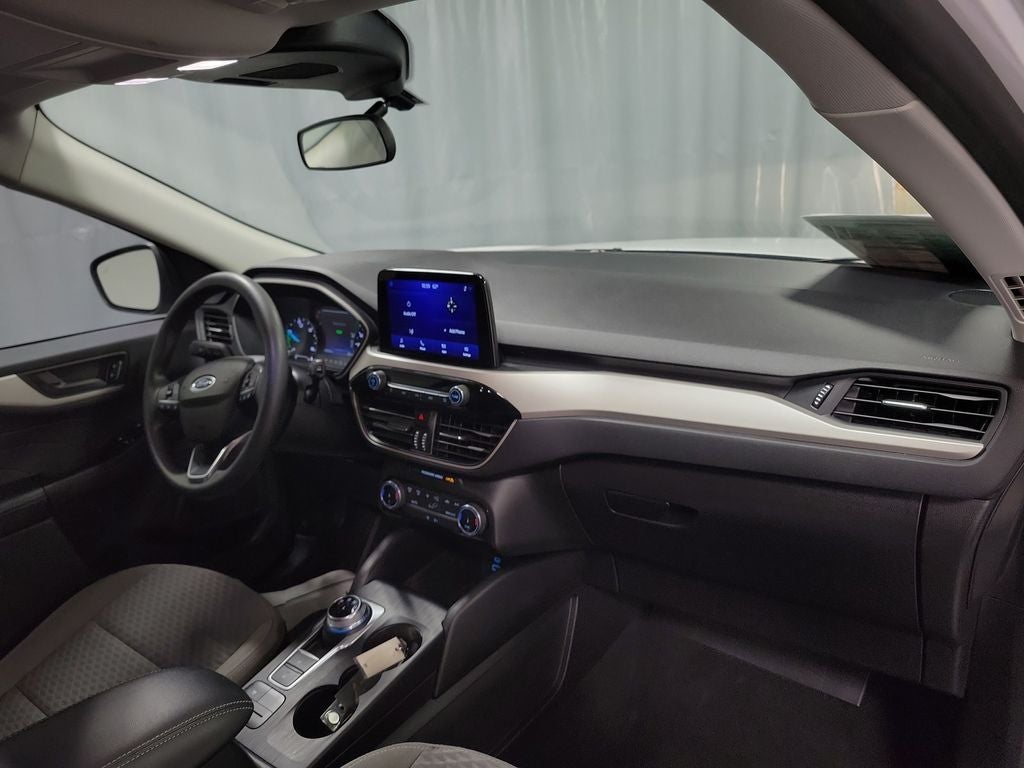 2022 Ford Escape Hybrid SE