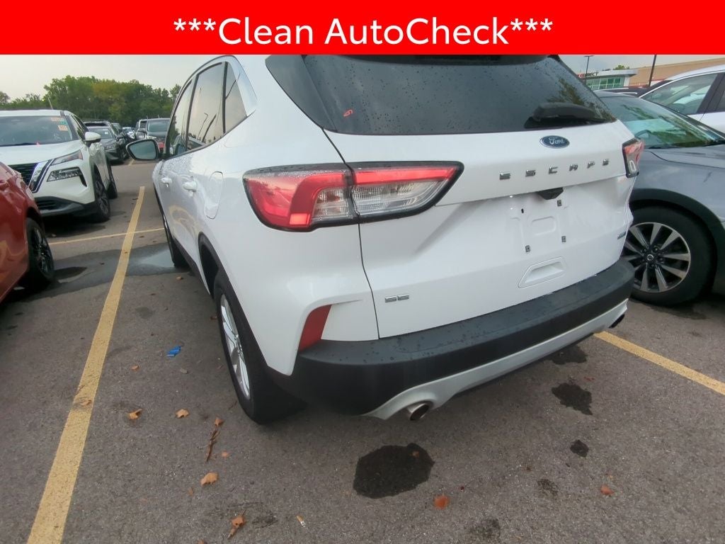 2020 Ford Escape SE