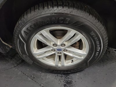 2023 Ford Explorer Base