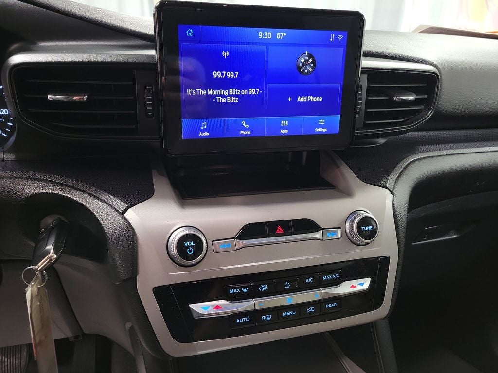 2023 Ford Explorer Base