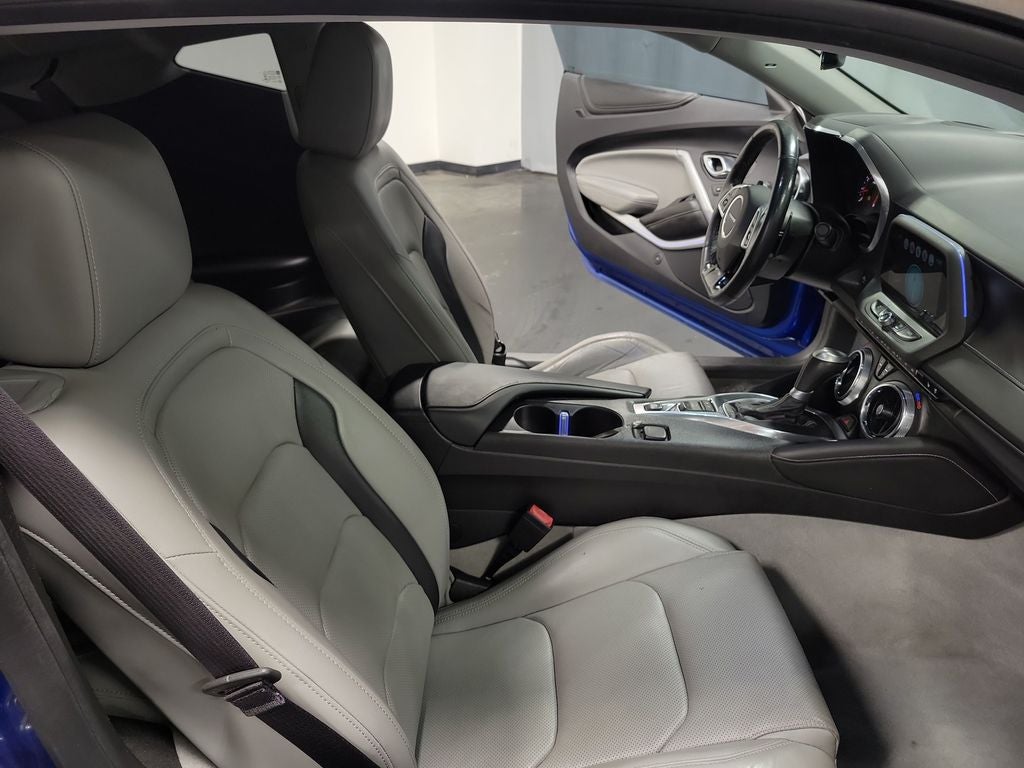 2016 Chevrolet Camaro 2LT 2LT