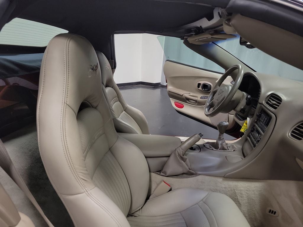 2003 Chevrolet Corvette Base
