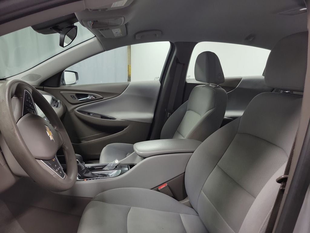 2022 Chevrolet Malibu LS 1FL