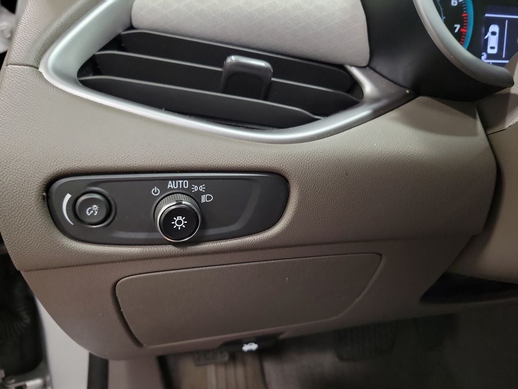 2022 Chevrolet Malibu LS 1FL