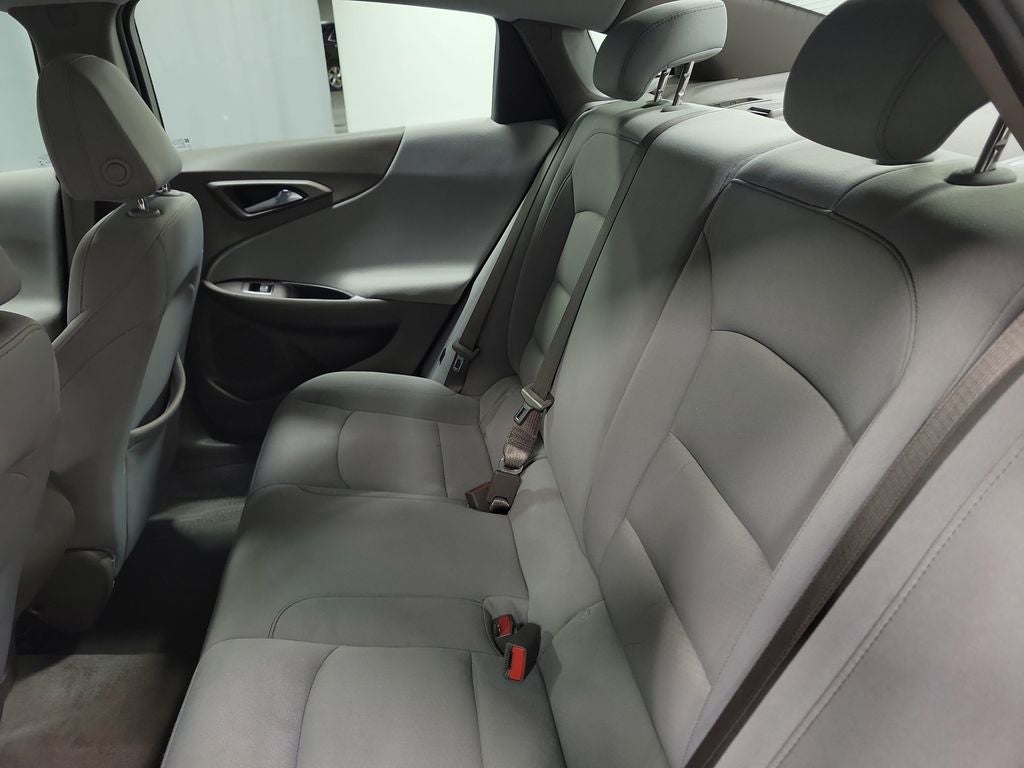 2022 Chevrolet Malibu LS 1FL