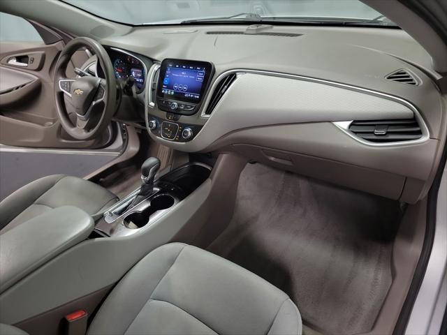 2022 Chevrolet Malibu LS 1FL