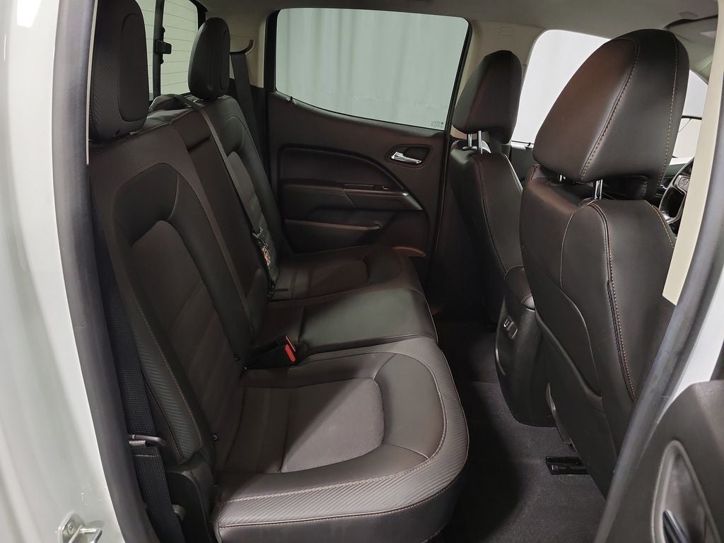 2022 GMC Canyon AT4 w/Cloth