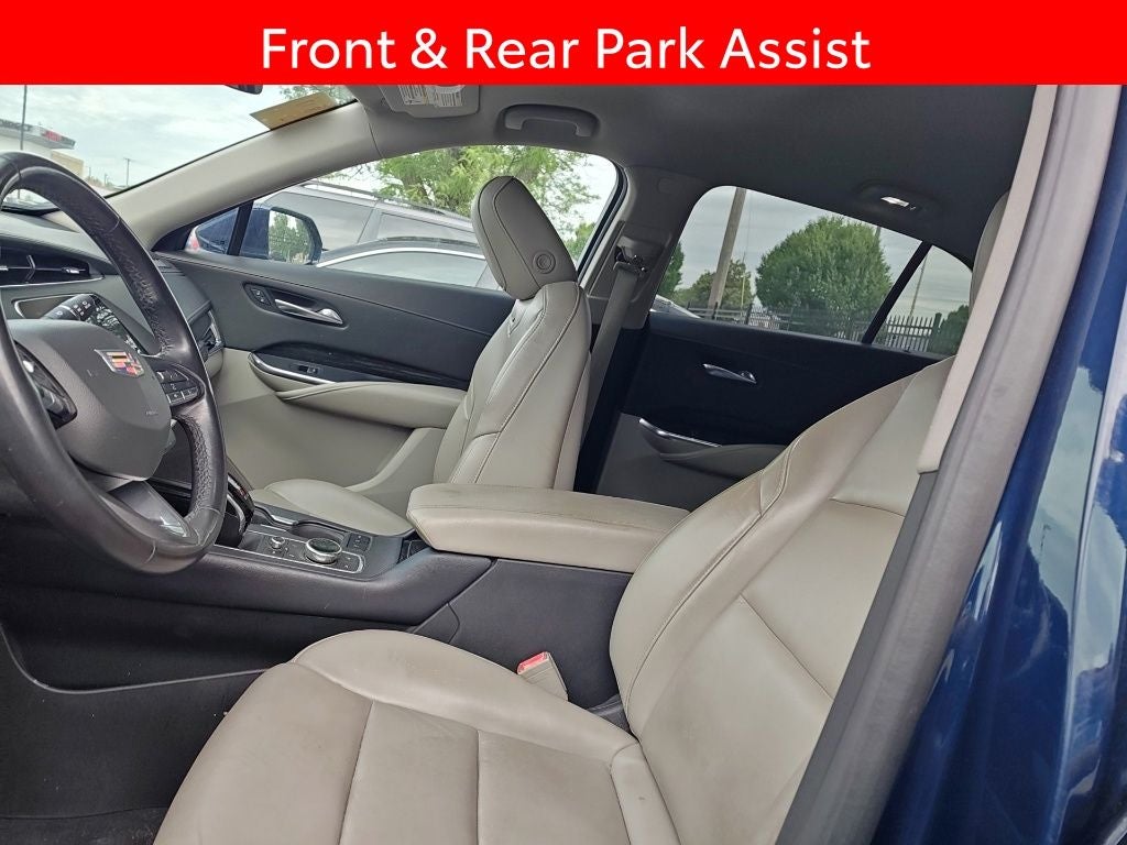 2020 Cadillac XT4 Premium Luxury