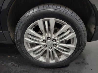 2018 Cadillac XT5 Premium Luxury