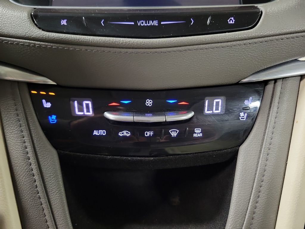 2018 Cadillac XT5 Premium Luxury