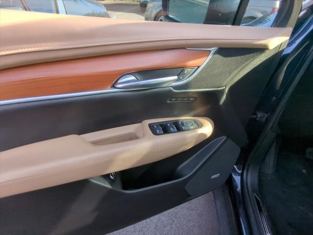 2017 Cadillac XT5 Platinum