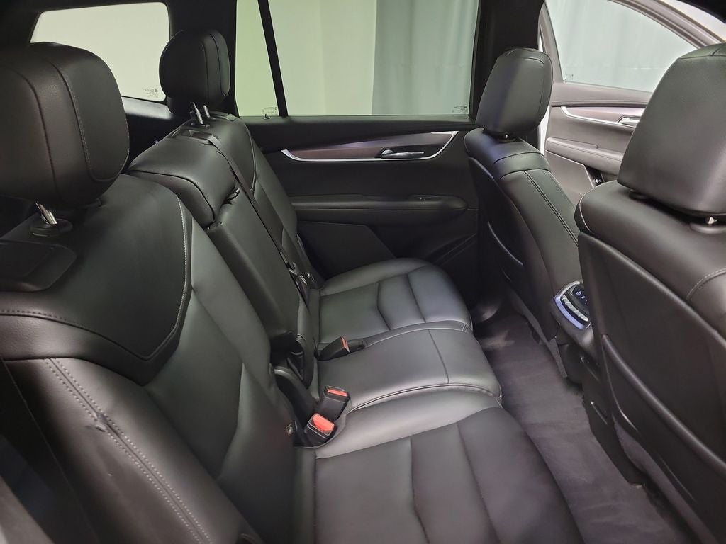2024 Cadillac XT6 Luxury