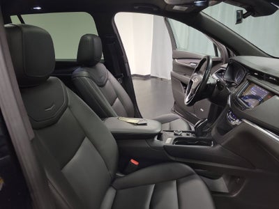 2024 Cadillac XT6 Luxury