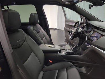 2024 Cadillac XT6 Luxury