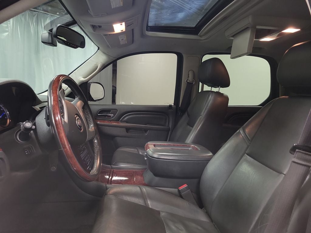 2014 Cadillac Escalade Luxury
