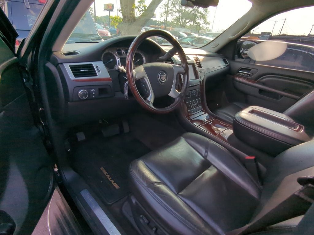 2014 Cadillac Escalade Luxury