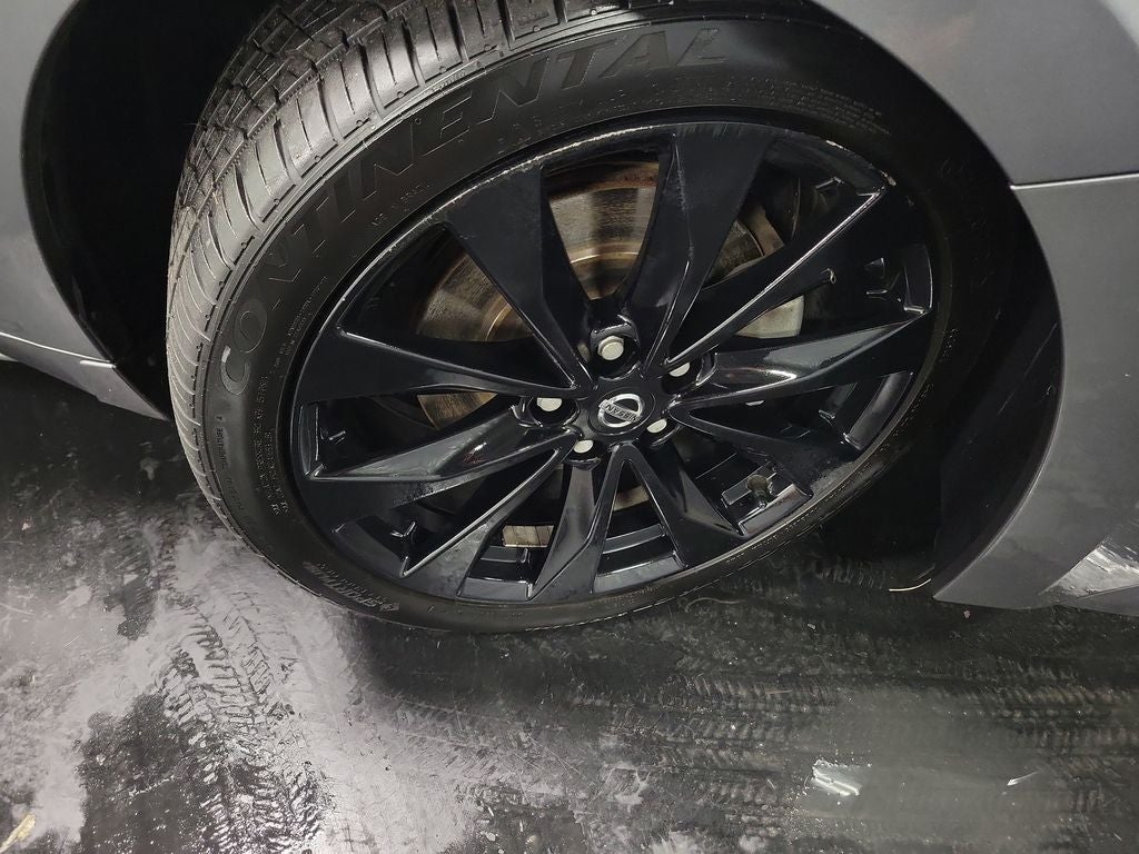 2020 Nissan Maxima SR