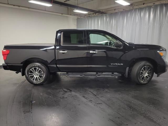 2021 Nissan Titan SV