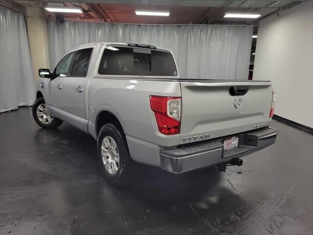 2017 Nissan Titan SV