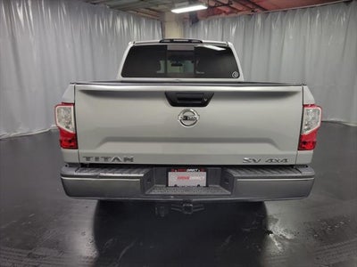 2017 Nissan Titan SV