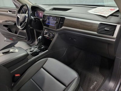 2022 Volkswagen Atlas 3.6L V6 SE w/Technology