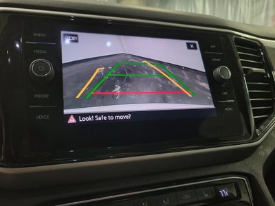 2022 Volkswagen Atlas 2.0T SE w/Technology