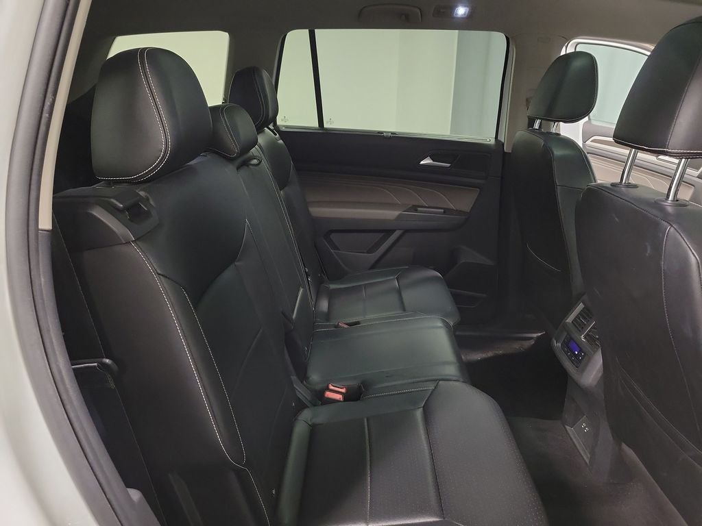 2022 Volkswagen Atlas 2.0T SE w/Technology