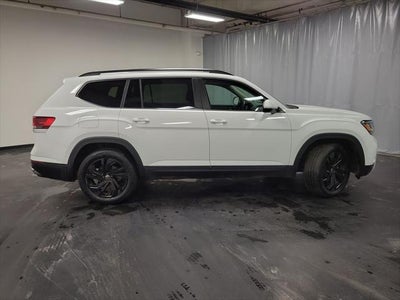 2022 Volkswagen Atlas 2.0T SE w/Technology