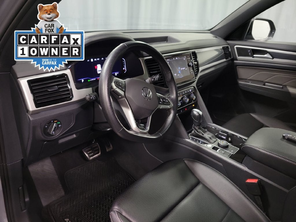 2023 Volkswagen Atlas Cross Sport 2.0T SEL R-Line Black