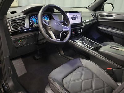 2024 Volkswagen Atlas Cross Sport 2.0T SE w/Technology
