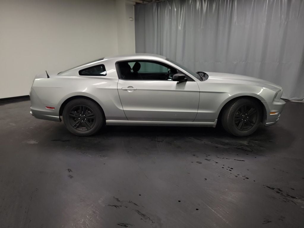 2014 Ford Mustang V6