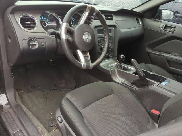 2014 Ford Mustang V6