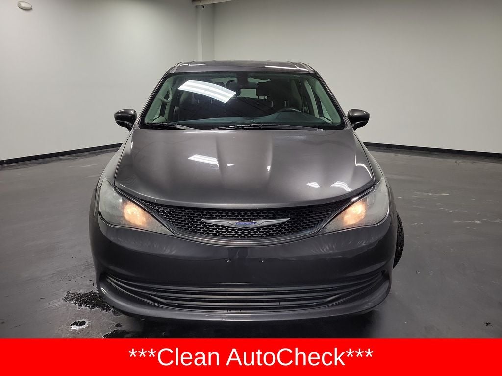 2020 Chrysler Voyager L