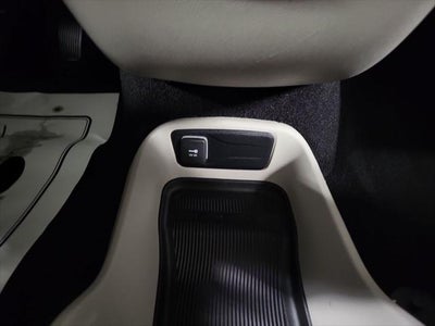 2020 Chrysler Voyager L