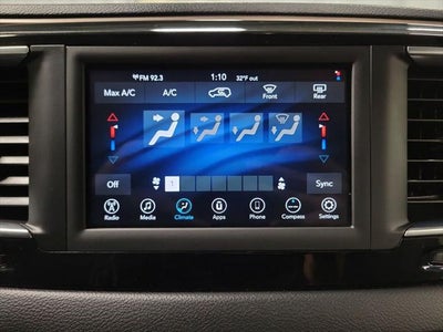 2020 Chrysler Voyager L