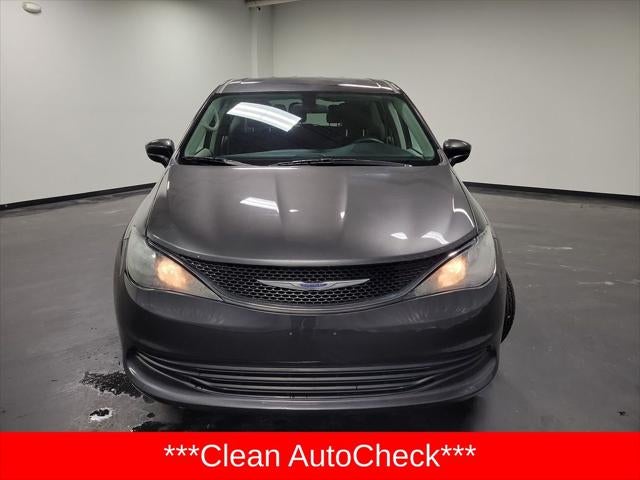 2020 Chrysler Voyager L