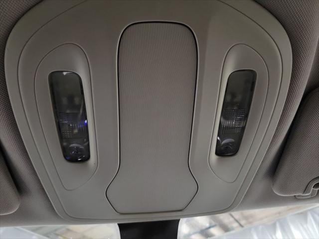 2020 Chrysler Voyager L