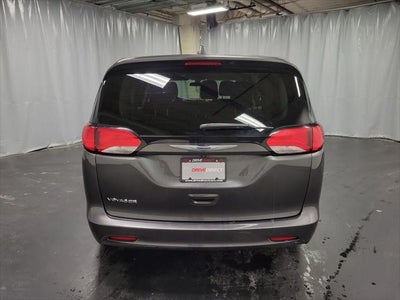 2020 Chrysler Voyager L