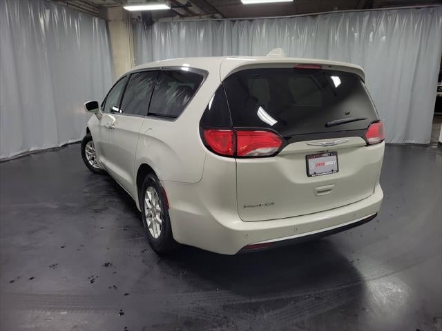 2020 Chrysler Pacifica Touring