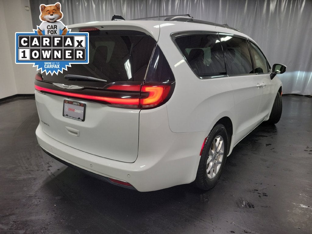 2023 Chrysler Pacifica Touring
