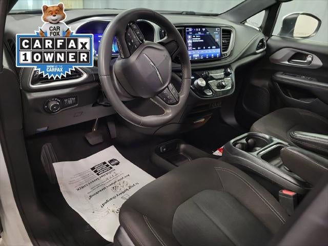 2023 Chrysler Pacifica Touring