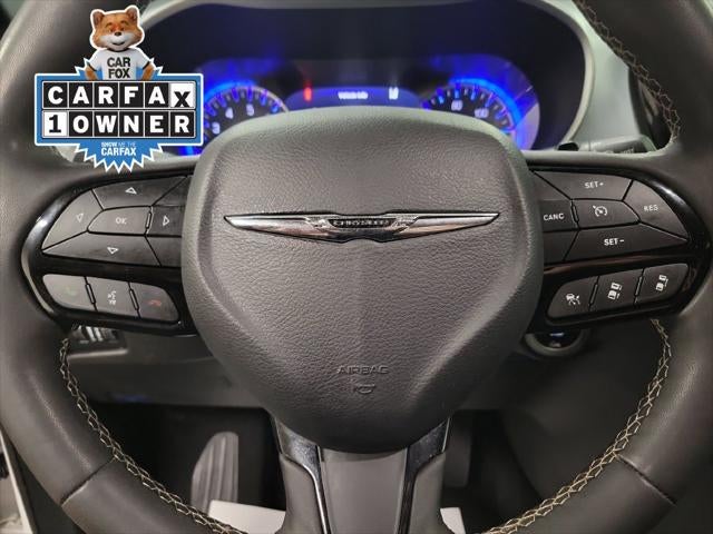 2023 Chrysler Pacifica Touring
