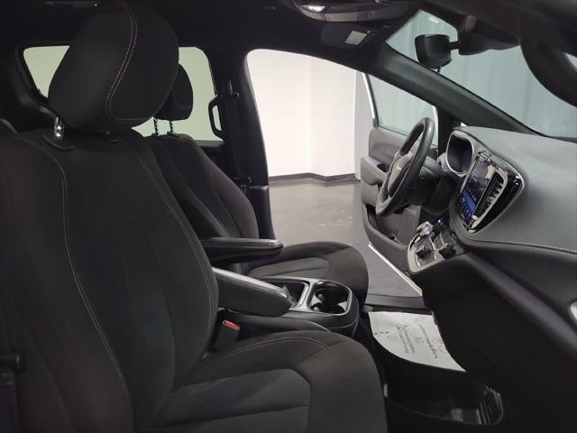2023 Chrysler Pacifica Touring