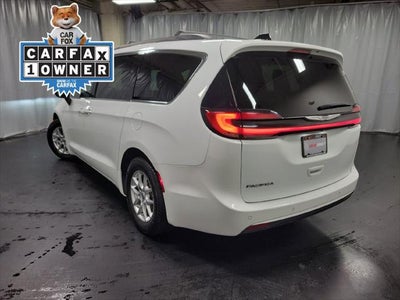 2023 Chrysler Pacifica Touring